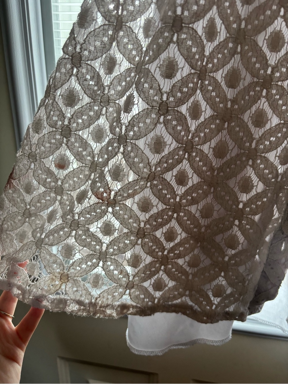 ✨5/$10 le chateau White Lace Mini Dress - Picture 3 of 5